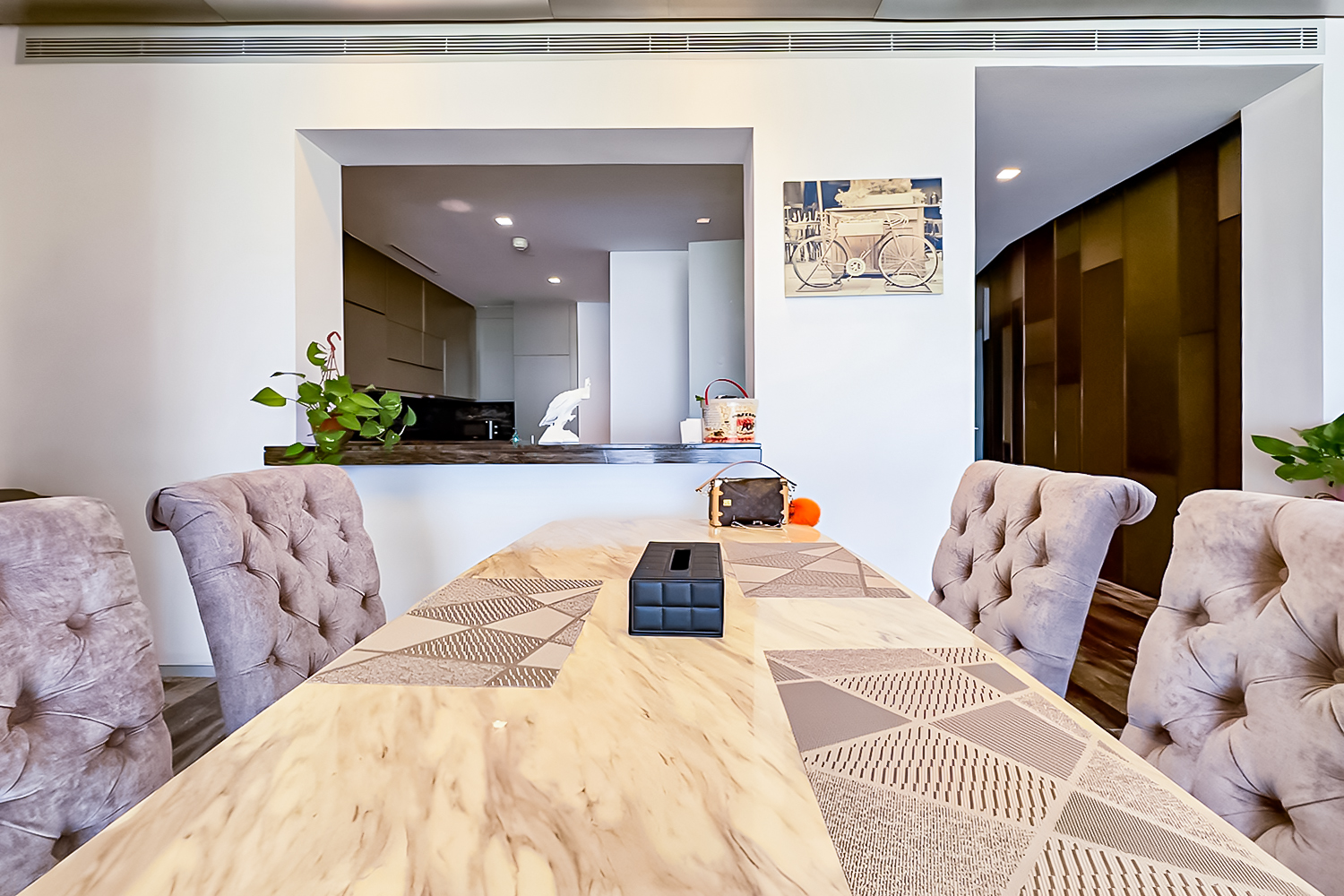 2 Bedrooms Apartment in Damac Heights