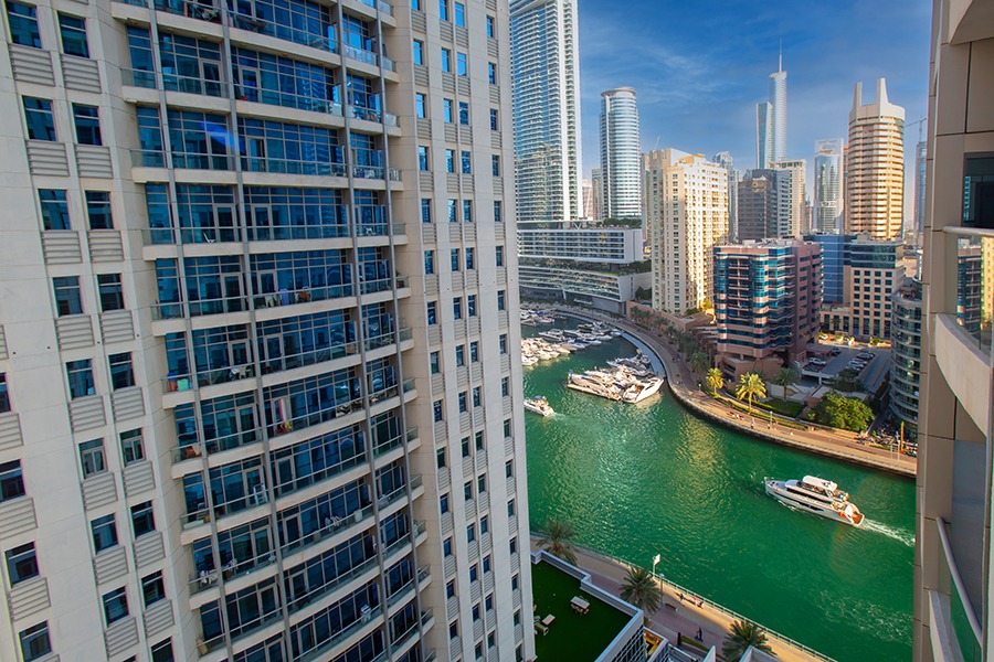 2 Bedrooms Apartment in Marina Wharf 2