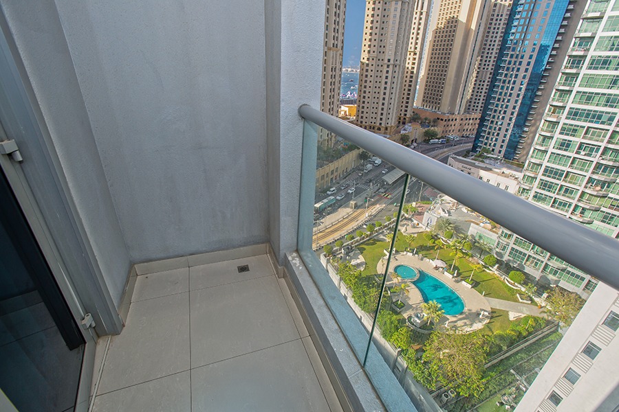 2 Bedrooms Apartment in Marina Wharf 2