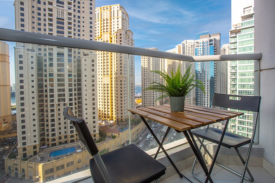 2 Bedrooms Apartment in Marina Wharf 2