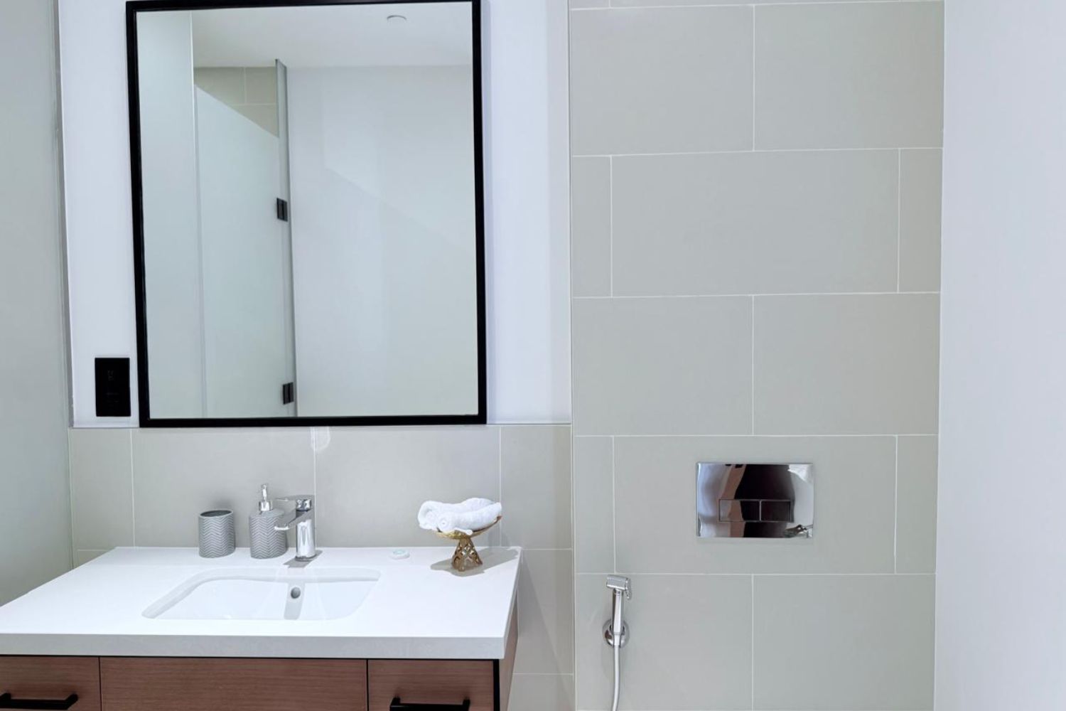 3 Bedrooms Apartment in Vida Residences Dubai Marina