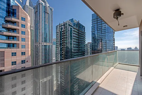 3 Bedrooms Apartment in Damac Heights