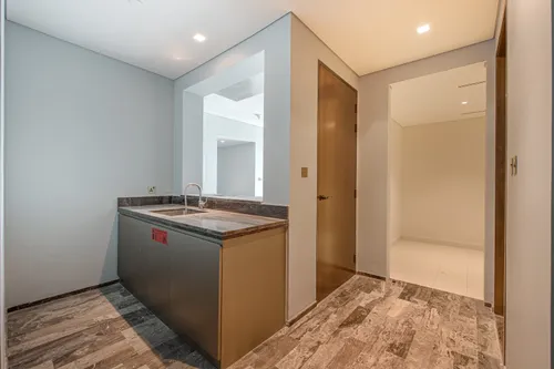 3 Bedrooms Apartment in Damac Heights