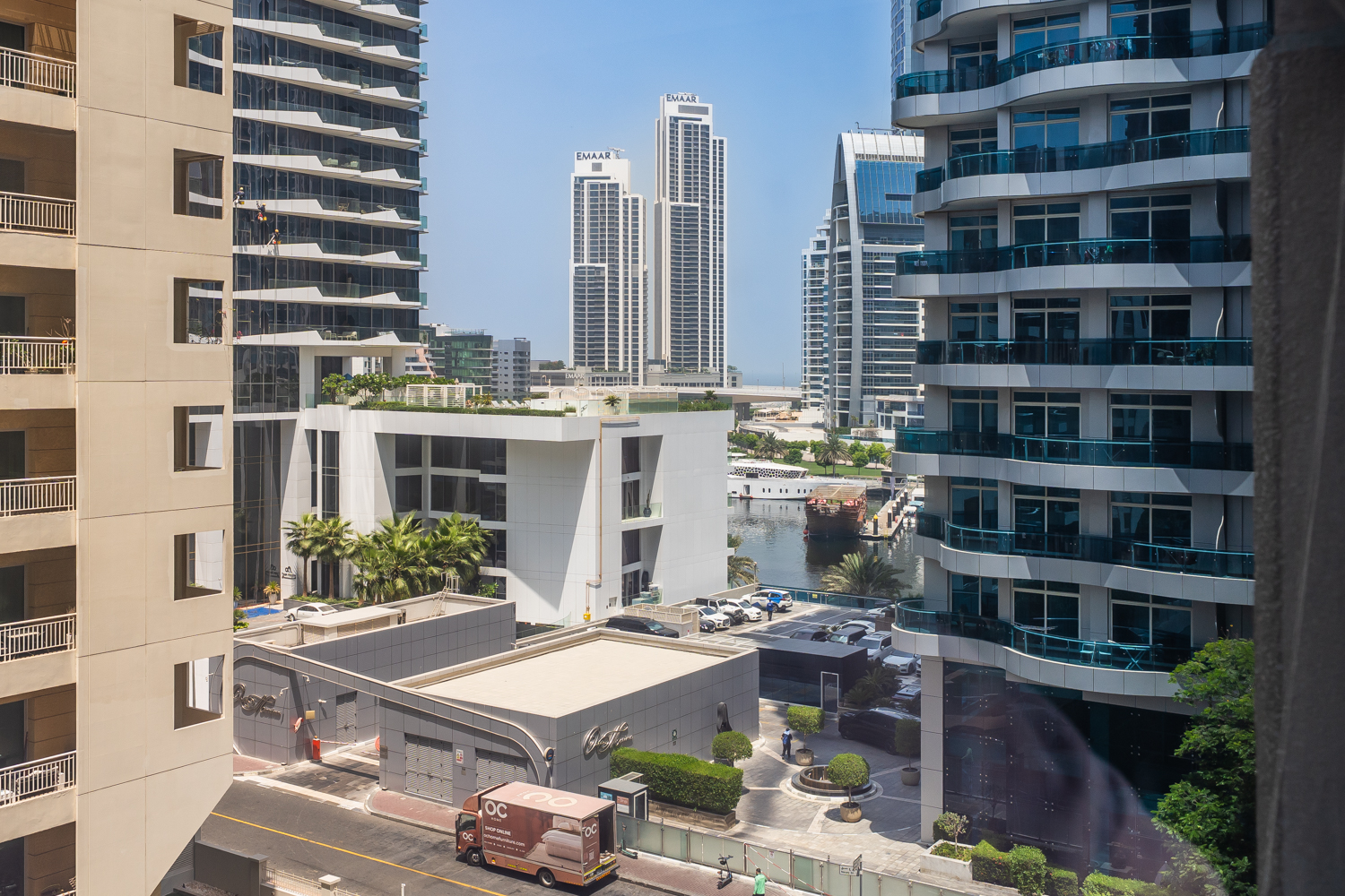  Apartment in Zumurud Tower