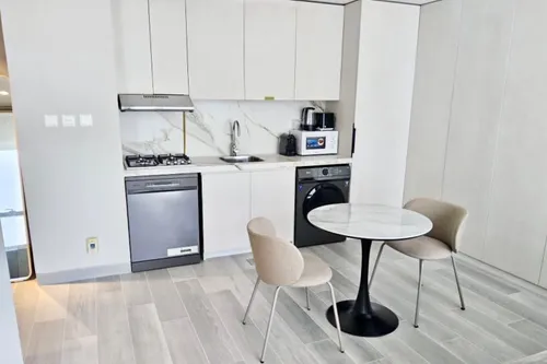  Apartment in Marina Star