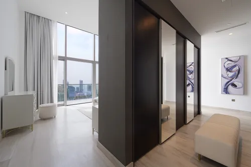 4 Bedrooms Apartment in Jumeirah Living Marina Gate