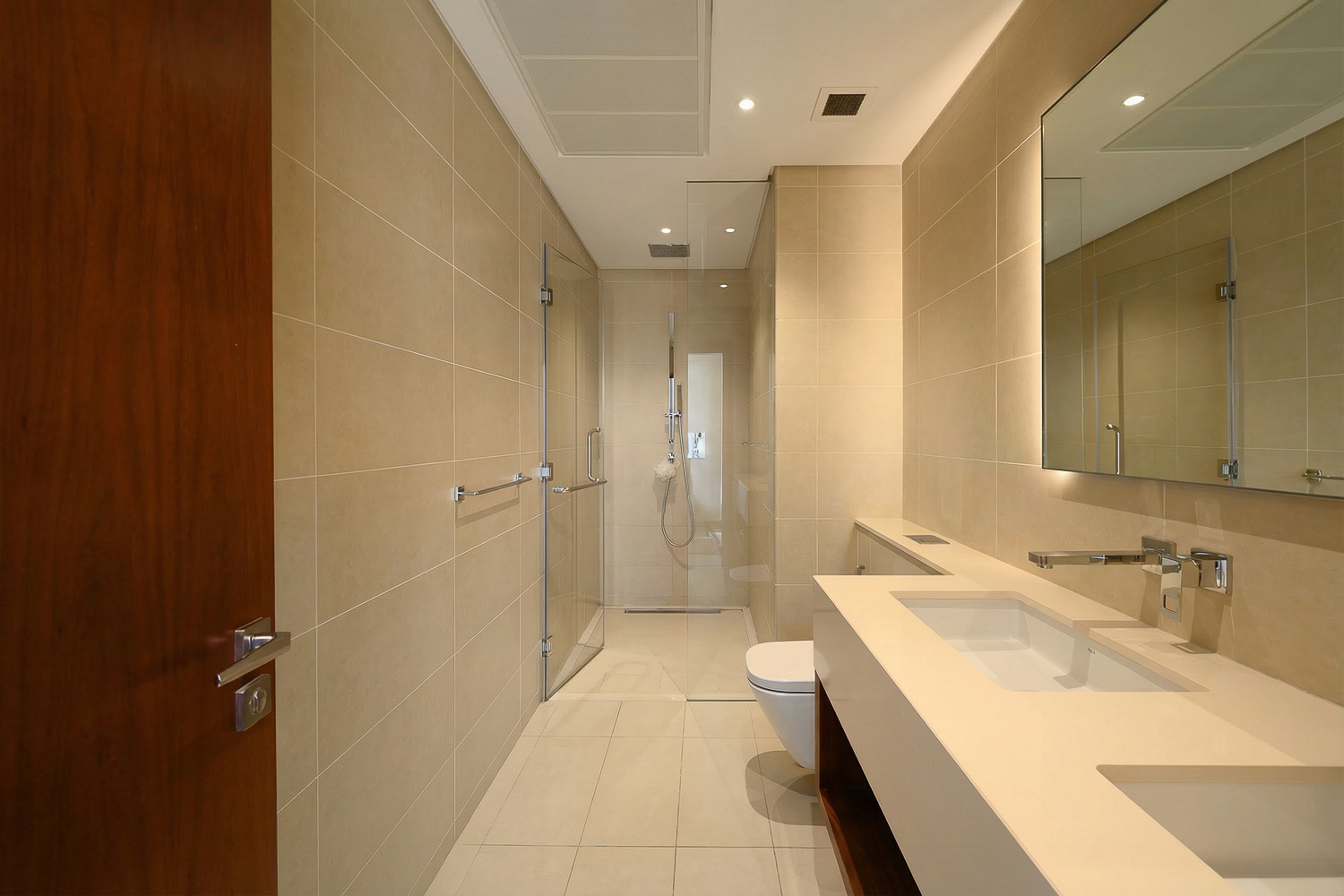 2 Bedrooms Apartment in Marina Gate 2