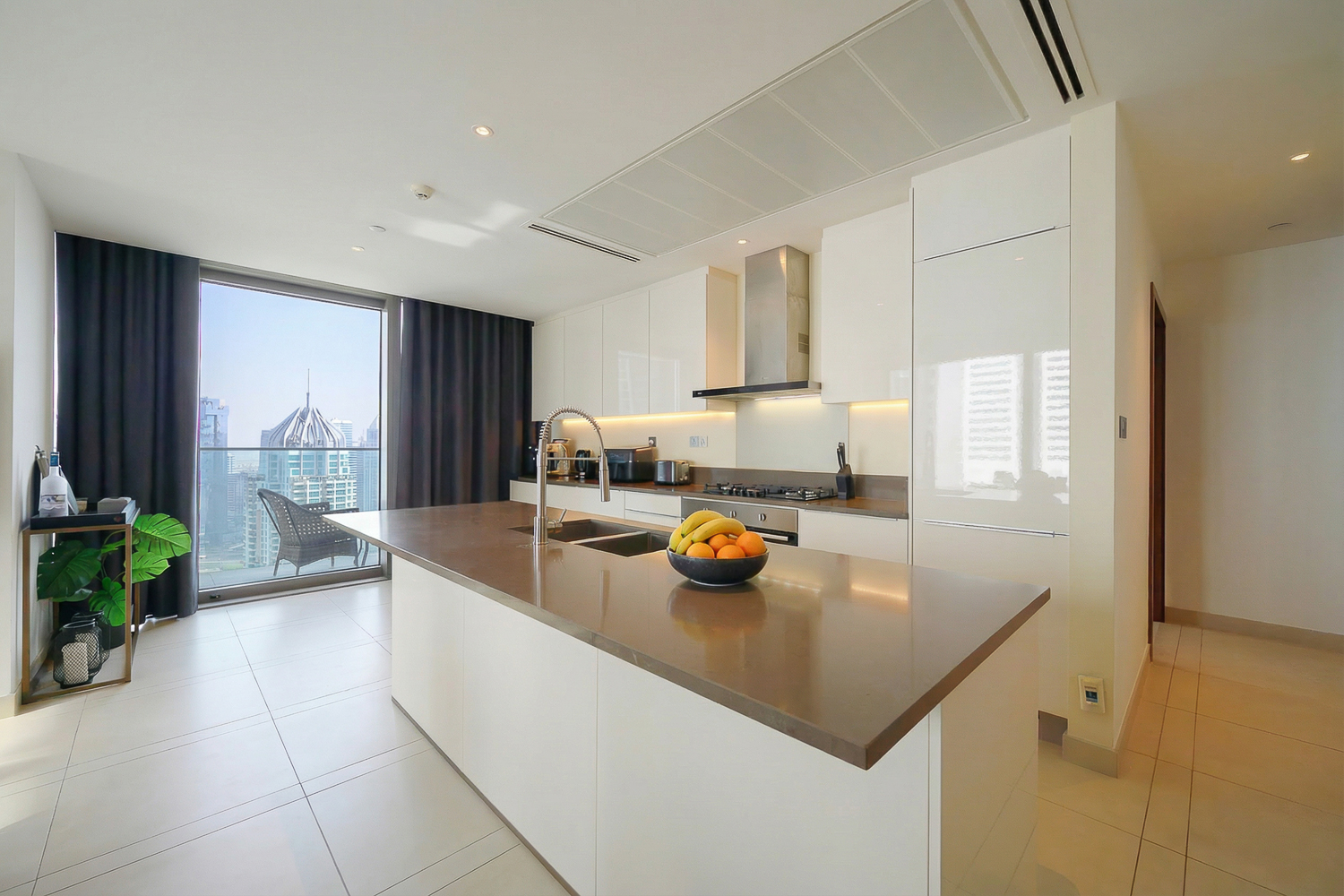2 Bedrooms Apartment in Marina Gate 2