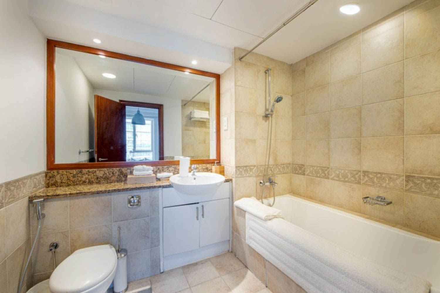 2 Bedrooms Apartment in Al Yass Tower