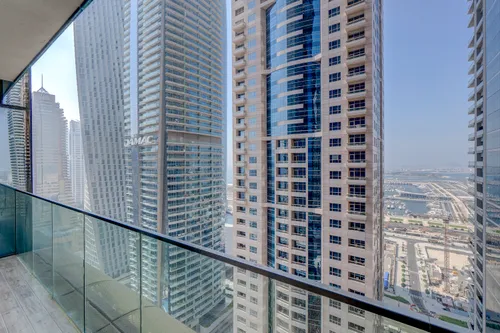 2 Bedrooms Apartment in Jumeirah Living Marina Gate