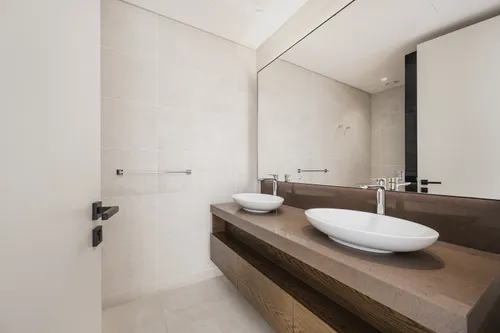 3 Bedrooms Apartment in Jumeirah Living Marina Gate