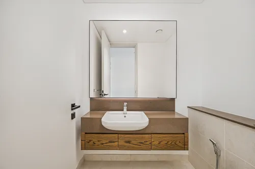 3 Bedrooms Apartment in Jumeirah Living Marina Gate