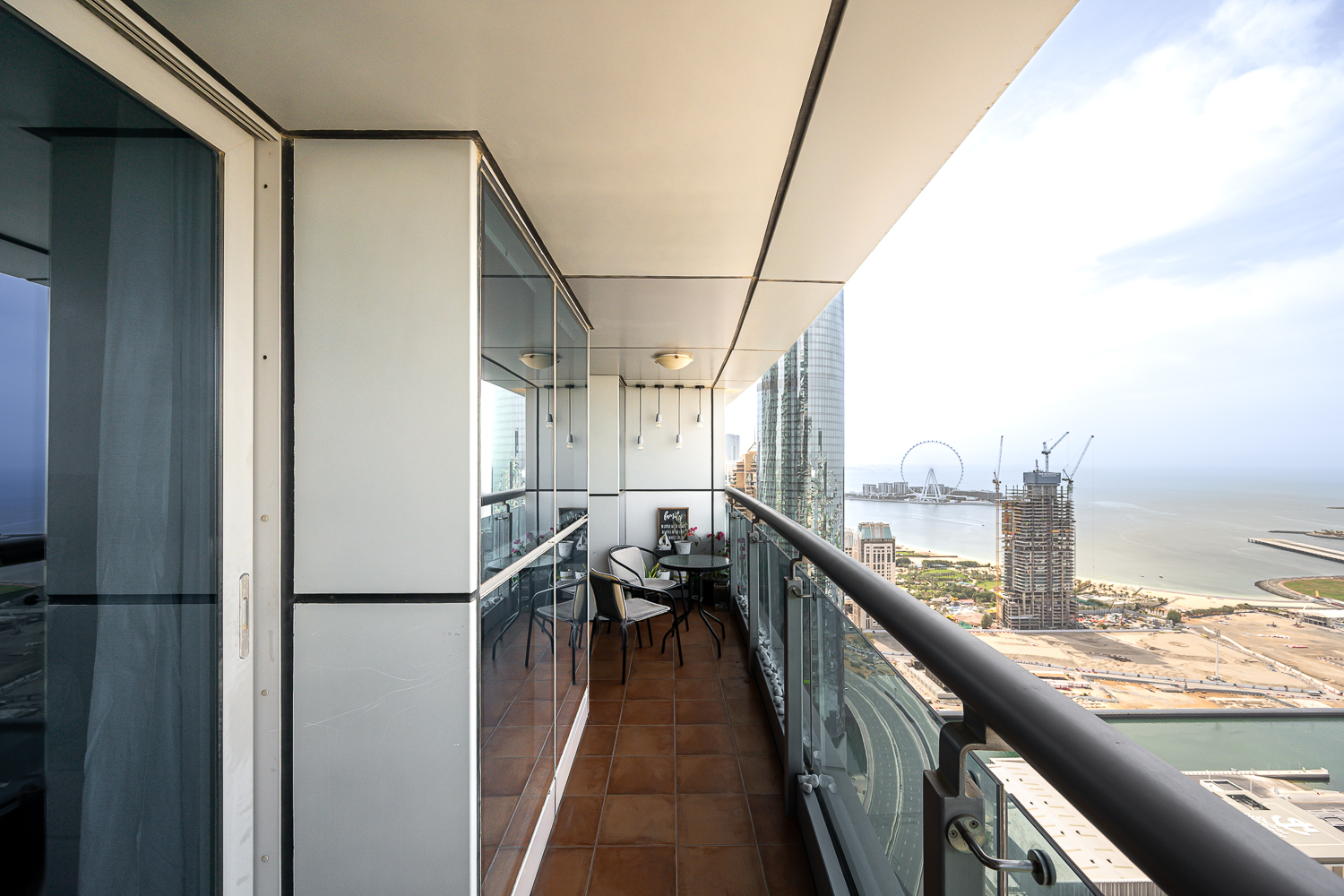 2 Bedrooms Apartment in Princess Tower