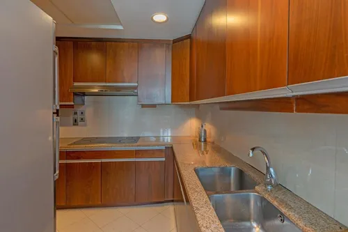 3 Bedrooms Apartment in Trident Bayside