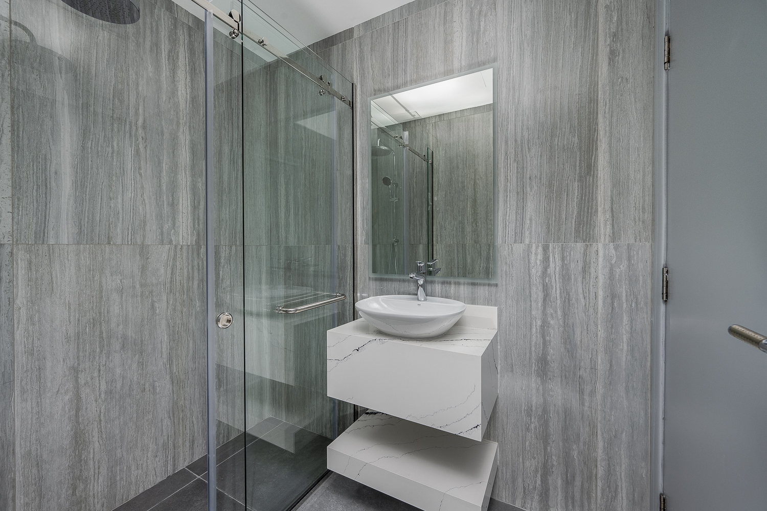 2 Bedrooms Apartment in Emerald Residence, Dubai Marina