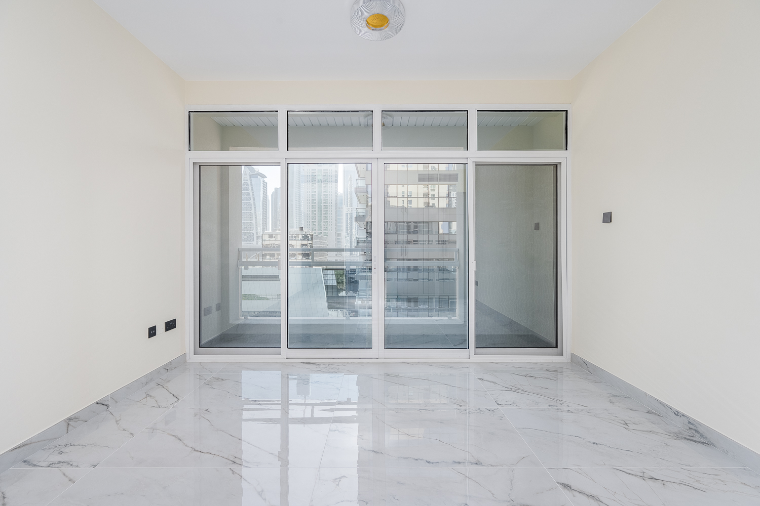 2 Bedrooms Apartment in Emerald Residence, Dubai Marina