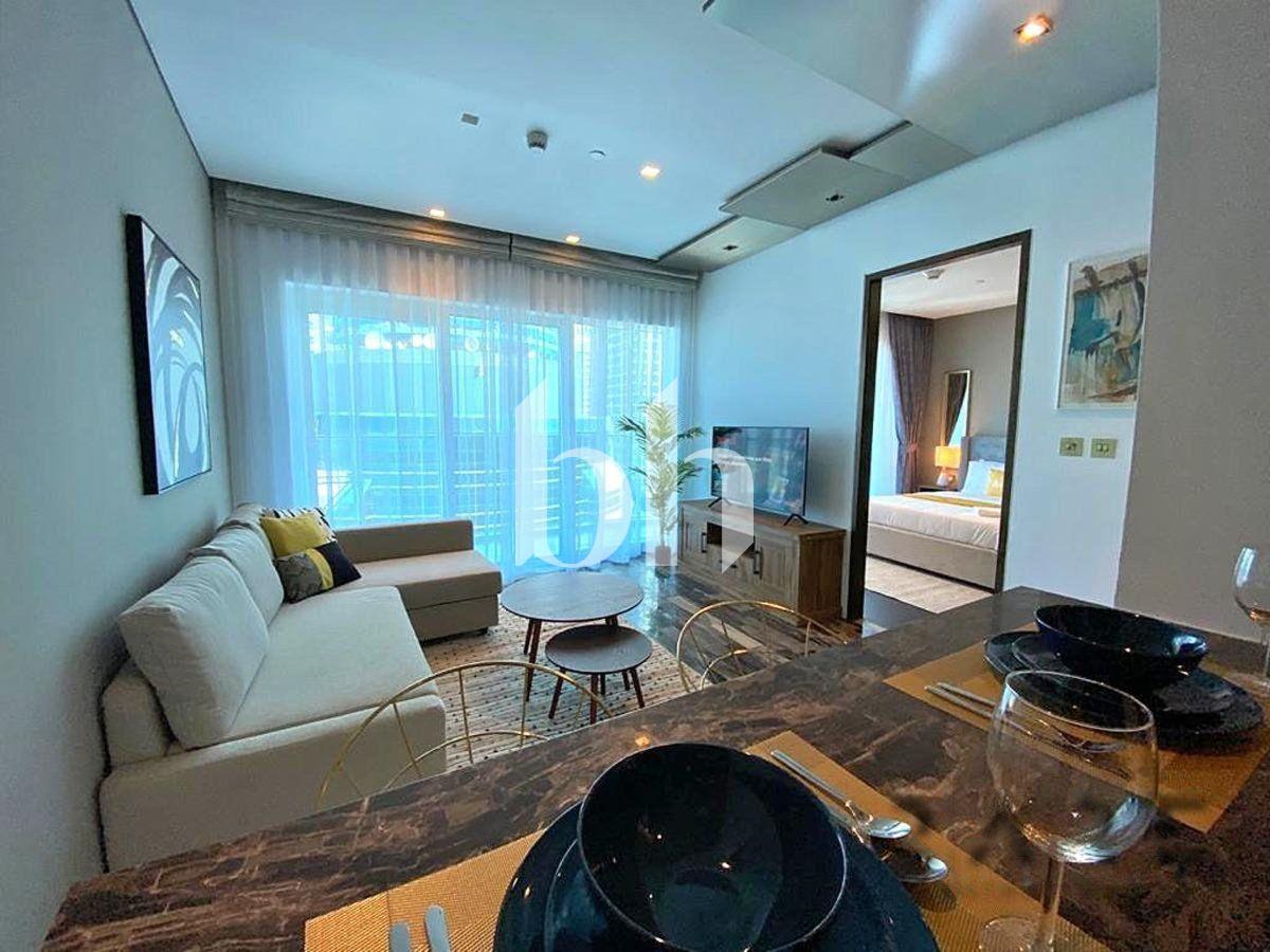 Marina Views | Upgraded | Open kitchen