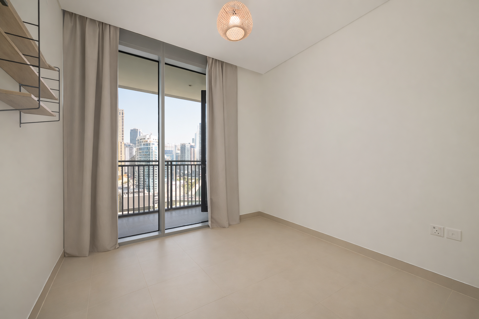 2 Bedrooms Apartment in 5242 Tower 1