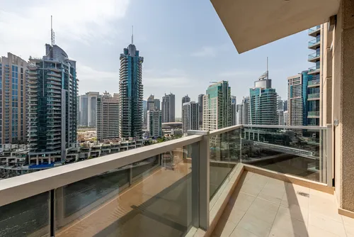3 Bedrooms Apartment in Marina Tower