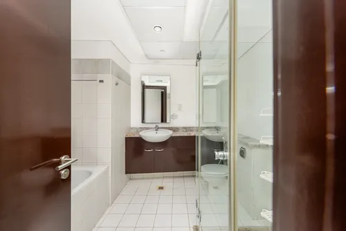 3 Bedrooms Apartment in Marina Tower