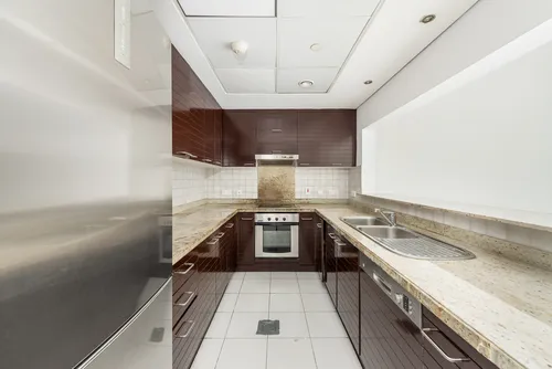 3 Bedrooms Apartment in Marina Tower