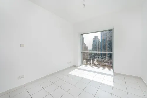 3 Bedrooms Apartment in Marina Tower