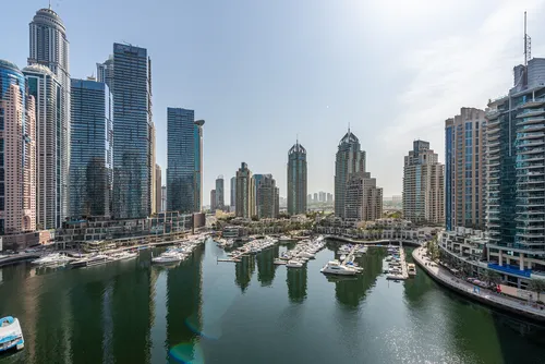 3 Bedrooms Apartment in Marina Tower