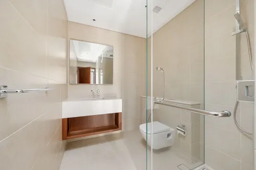 2 Bedrooms Apartment in Marina Gate 1