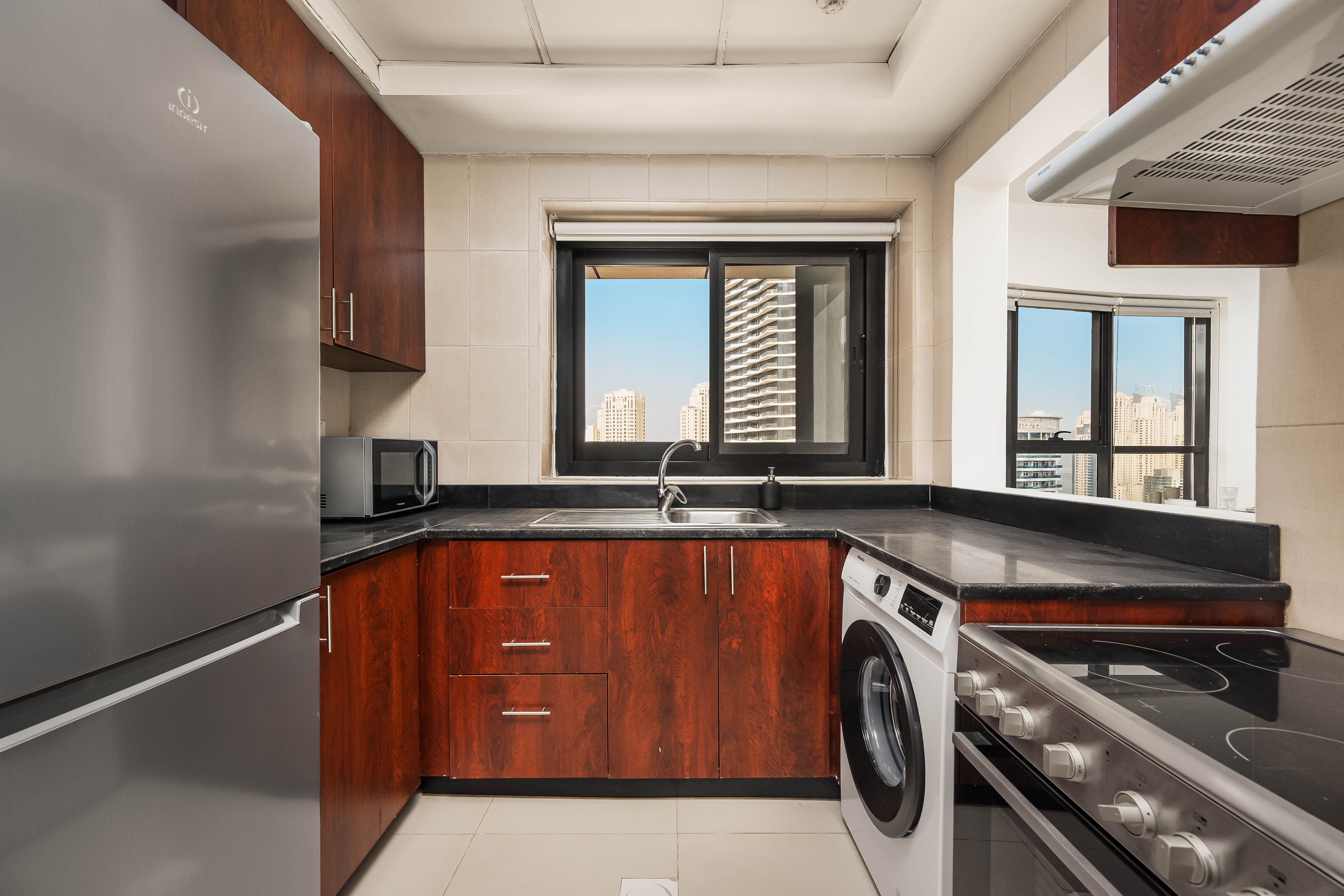 1 Bedroom Apartment in Escan Tower