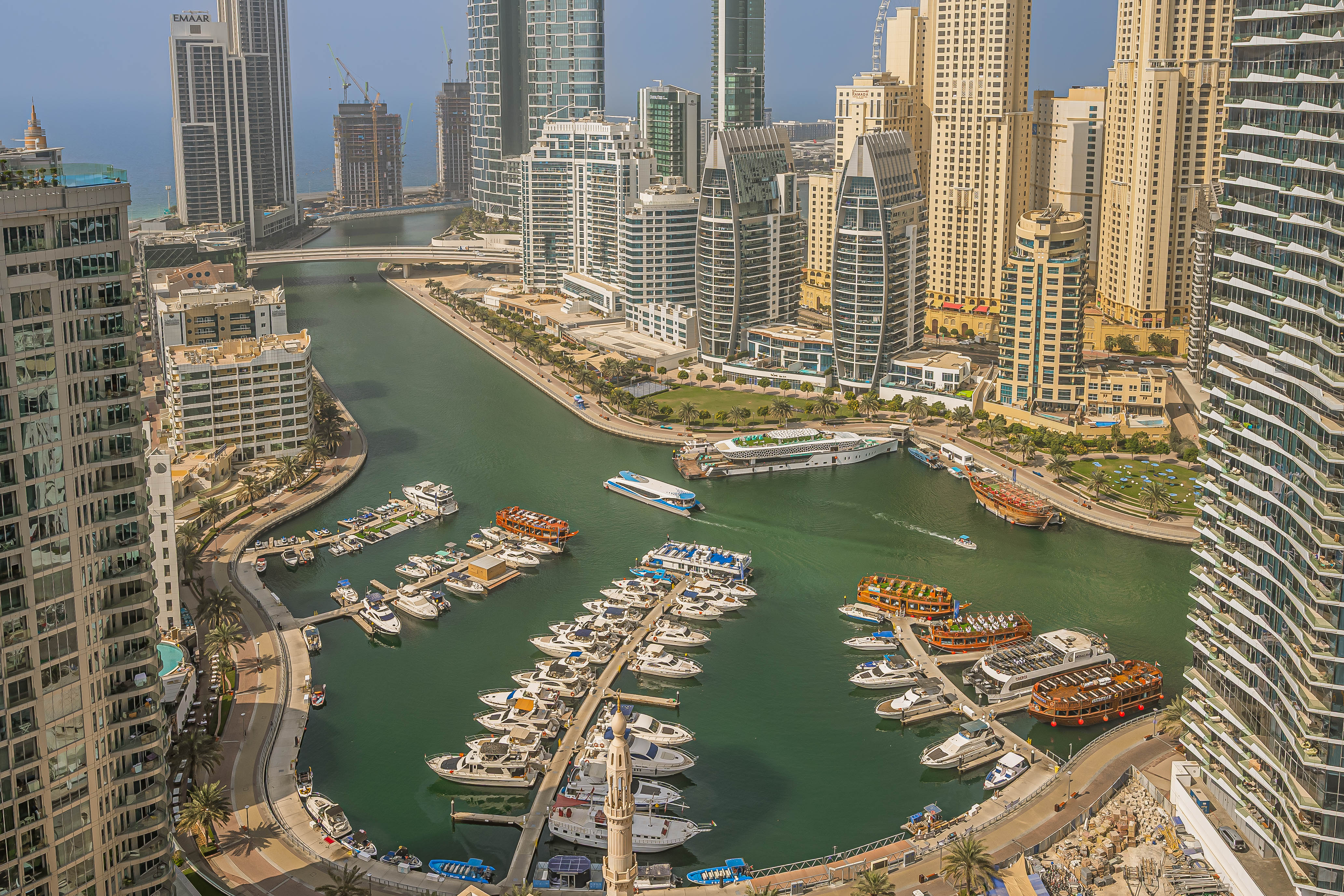 1 Bedroom Apartment in Escan Tower