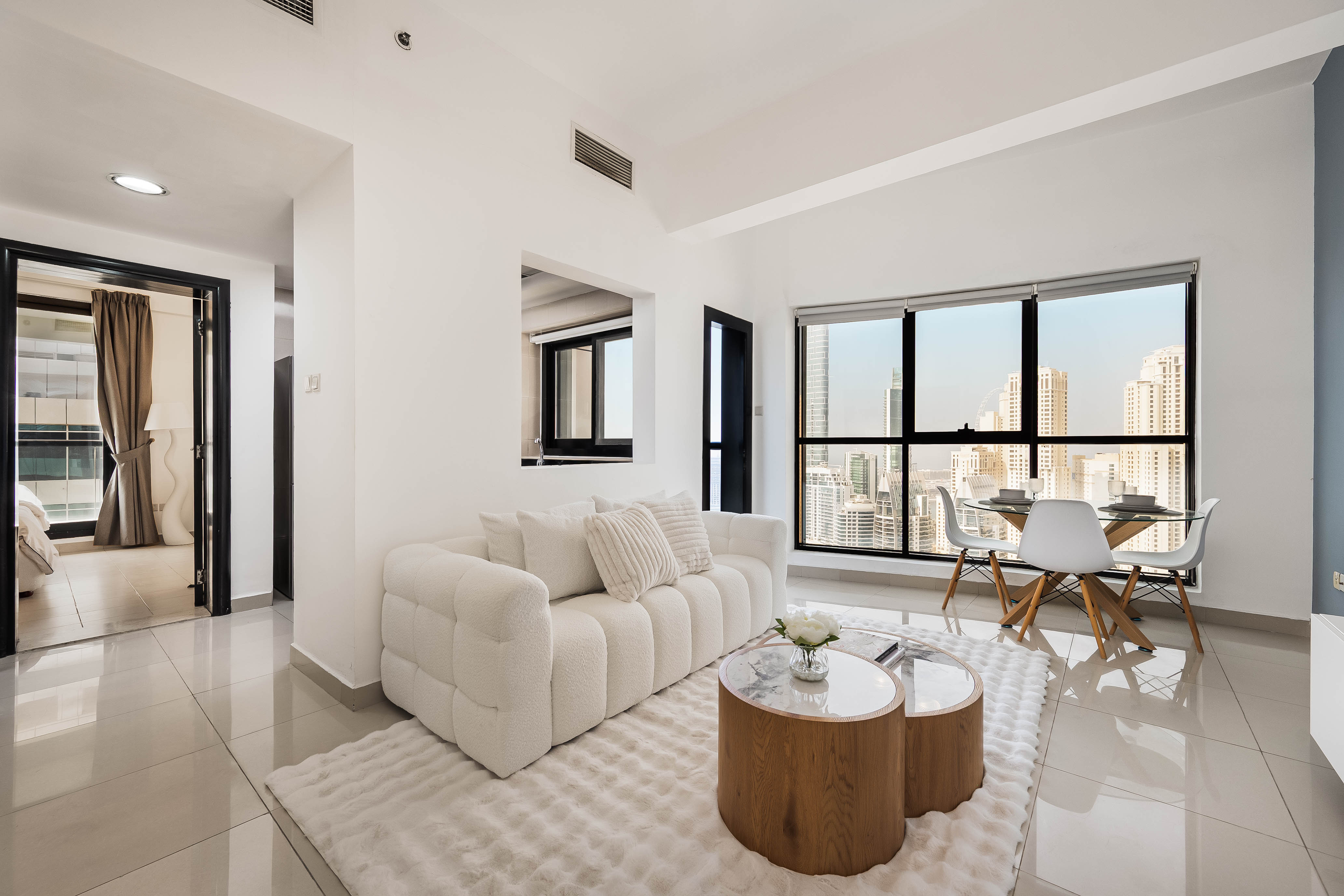 1 Bedroom Apartment in Escan Tower