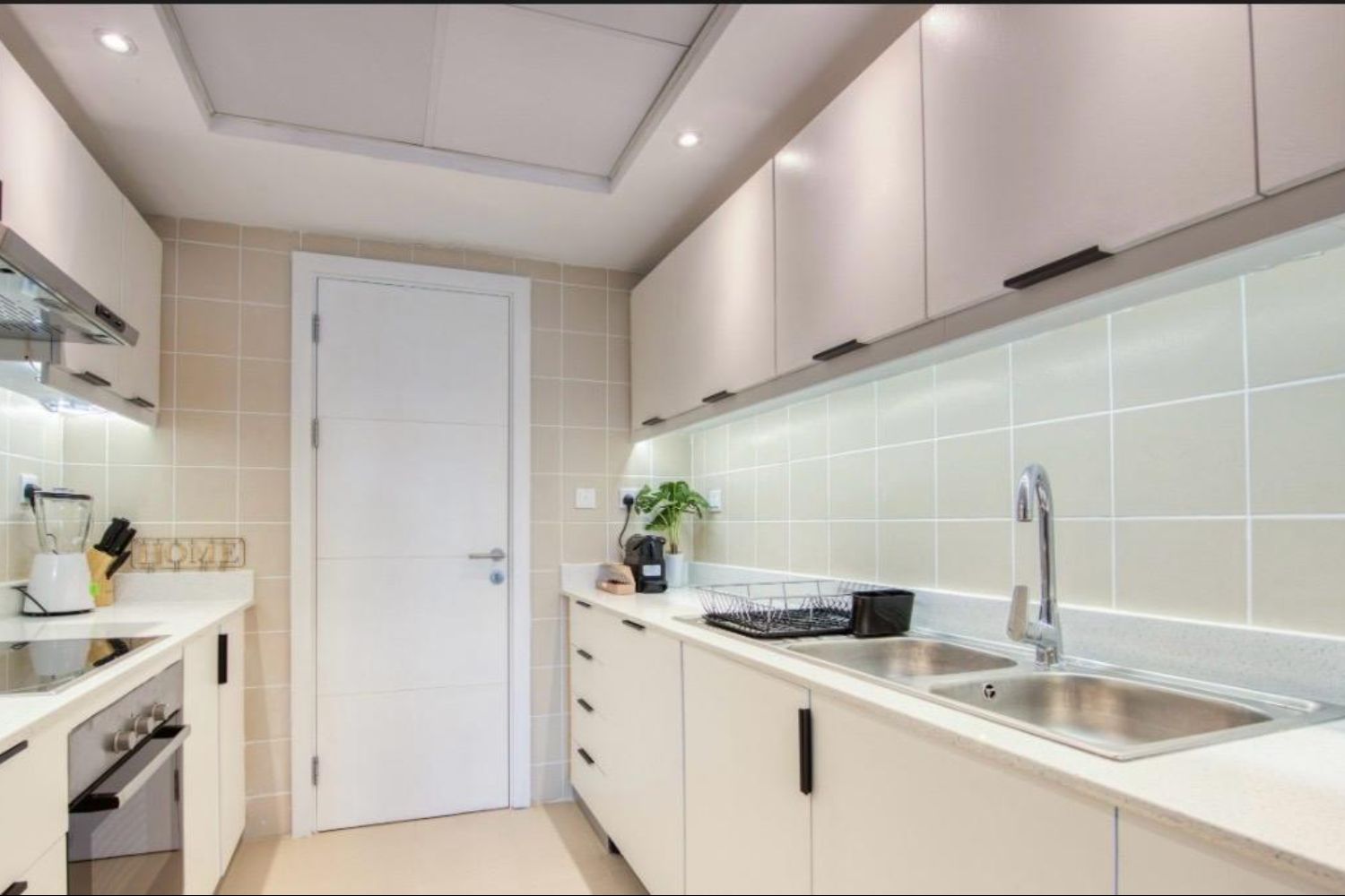 2 Bedrooms Apartment in The Point