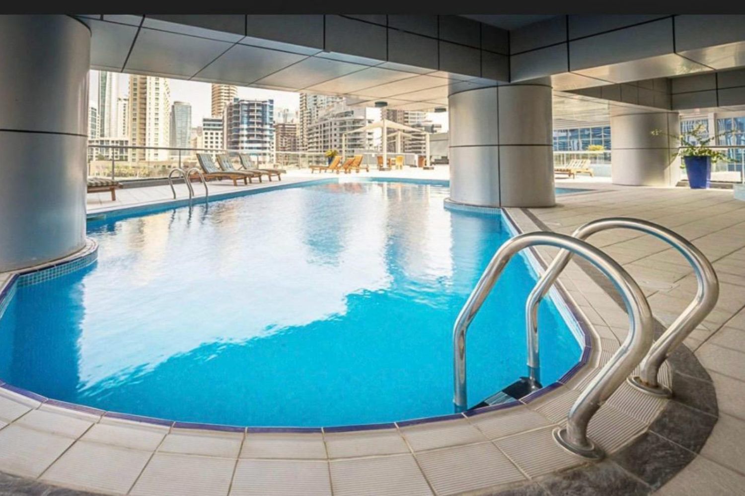 2 Bedrooms Apartment in The Point