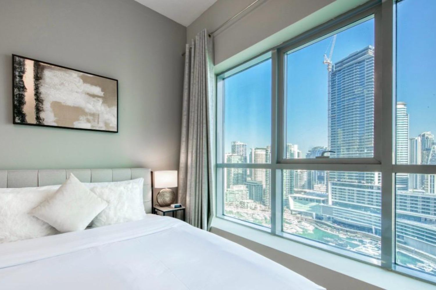 2 Bedrooms Apartment in The Point