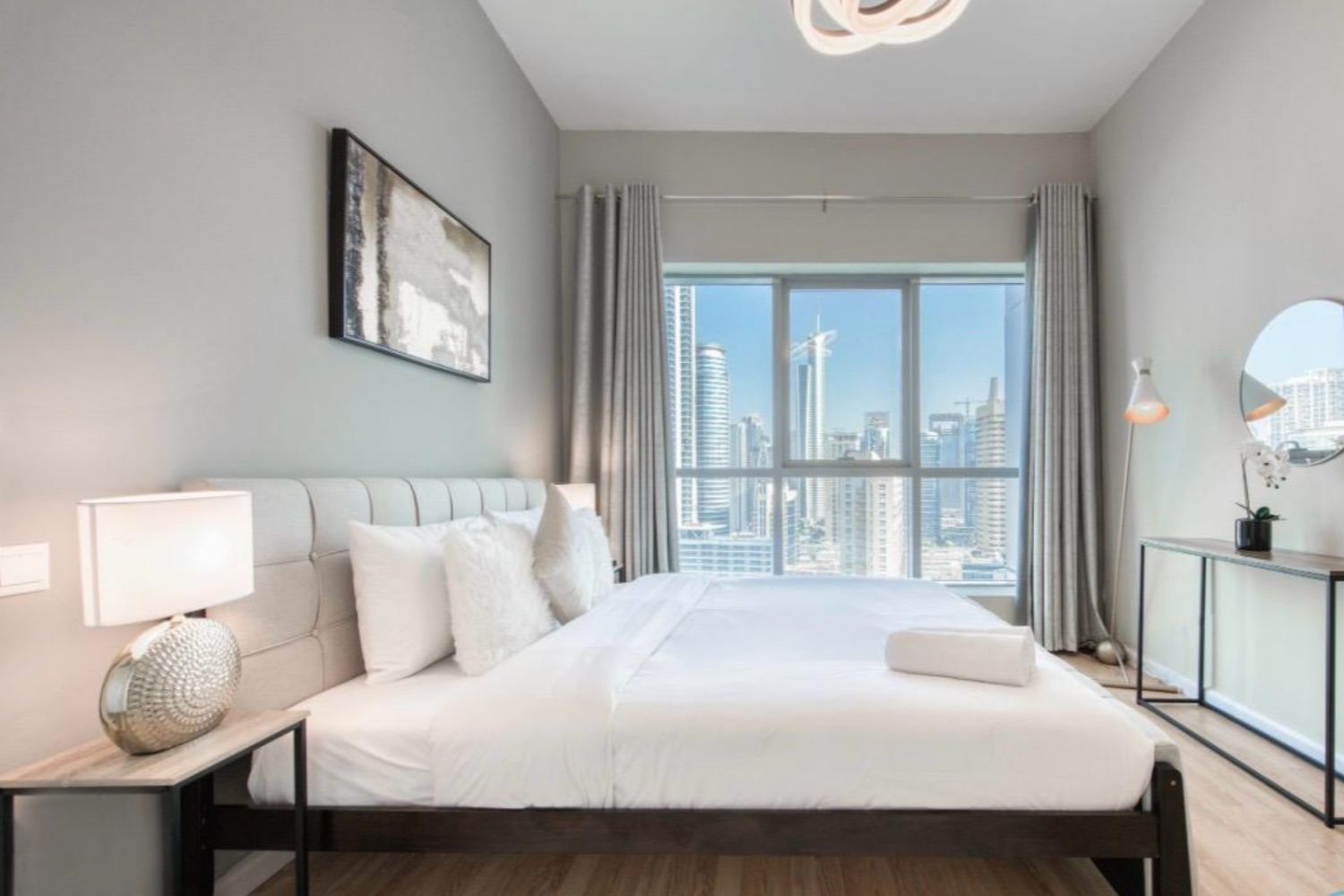 2 Bedrooms Apartment in The Point