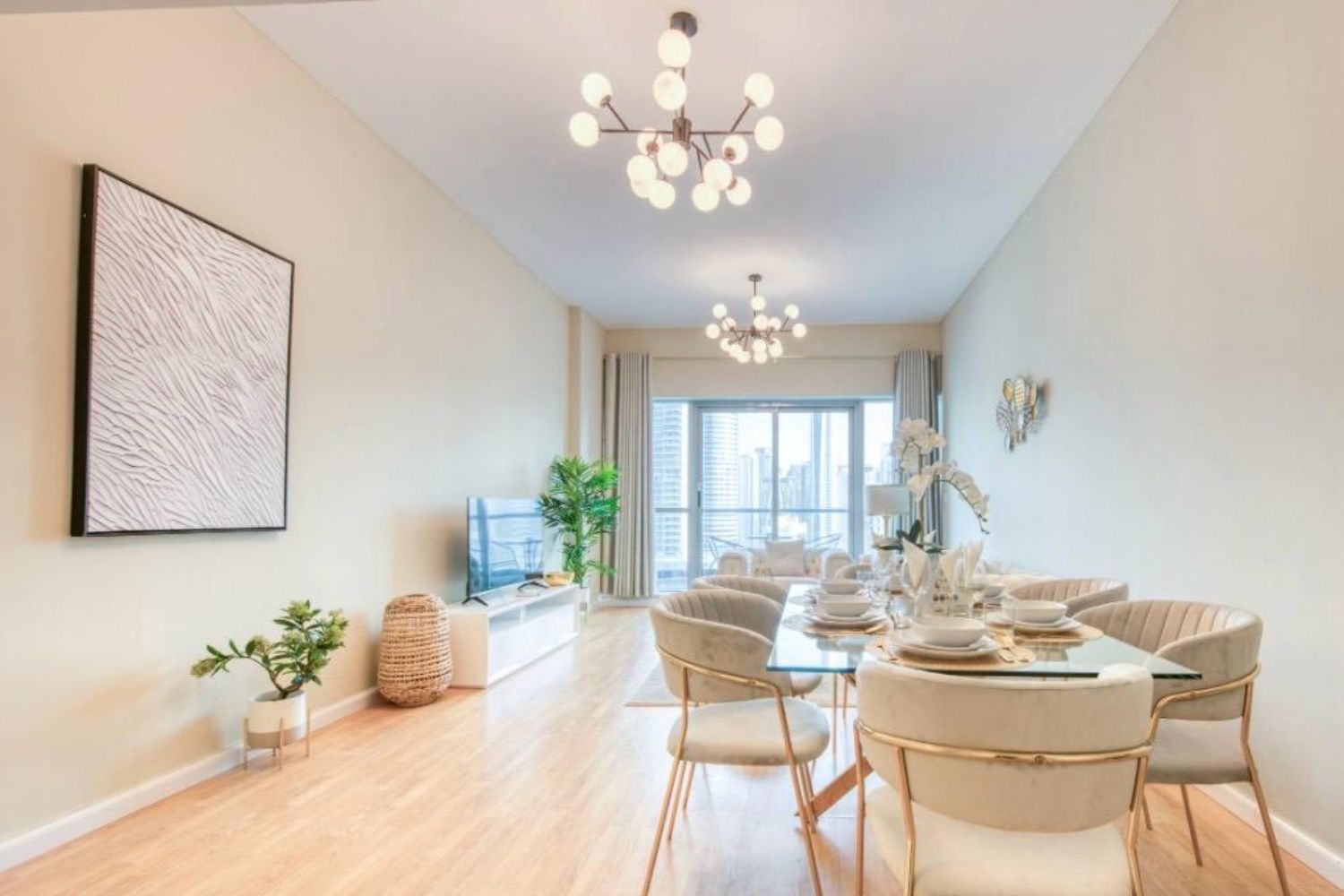 2 Bedrooms Apartment in The Point