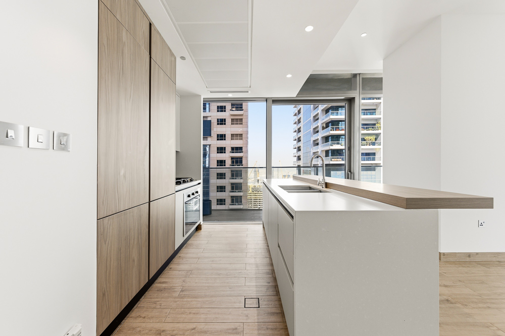 2 Bedrooms Apartment in Jumeirah Living Marina Gate