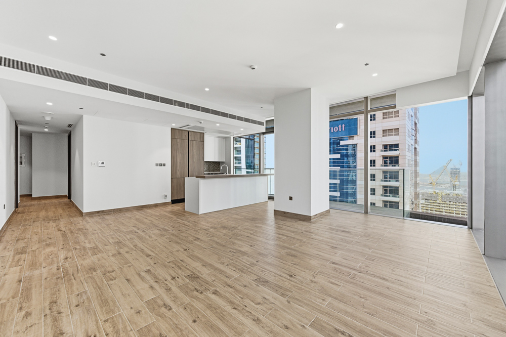 2 Bedrooms Apartment in Jumeirah Living Marina Gate