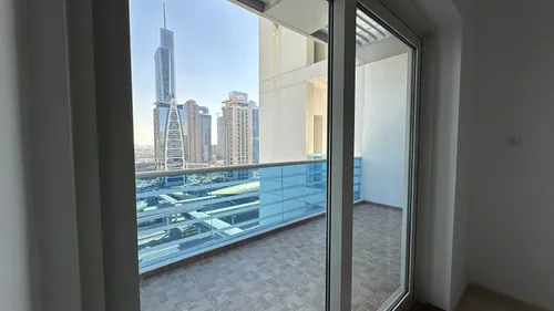 2 Bedrooms Apartment in Cascades Tower