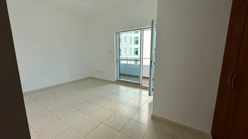 2 Bedrooms Apartment in Cascades Tower