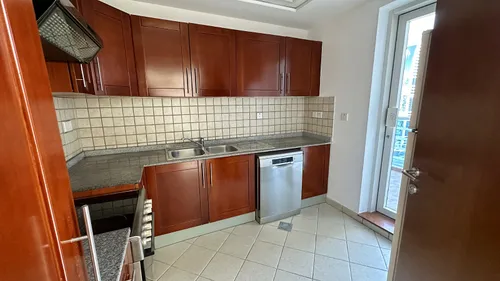 2 Bedrooms Apartment in Cascades Tower