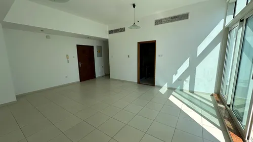 2 Bedrooms Apartment in Cascades Tower