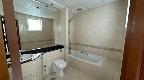 2 Bedrooms Apartment in Cascades Tower