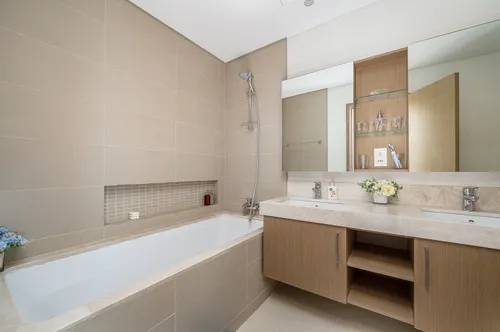 2 Bedrooms Apartment in 5242 Tower 2