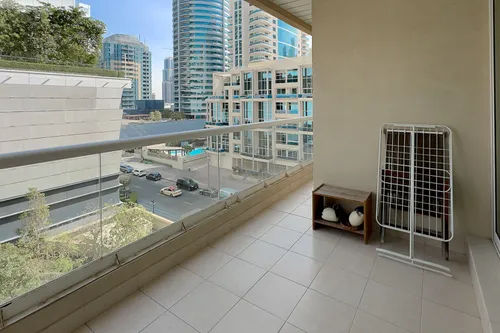 2 Bedrooms Apartment in Marina Sail