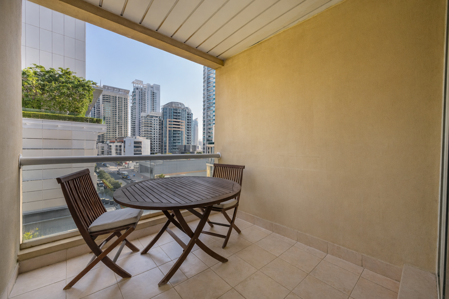 2 Bedrooms Apartment in Marina Sail