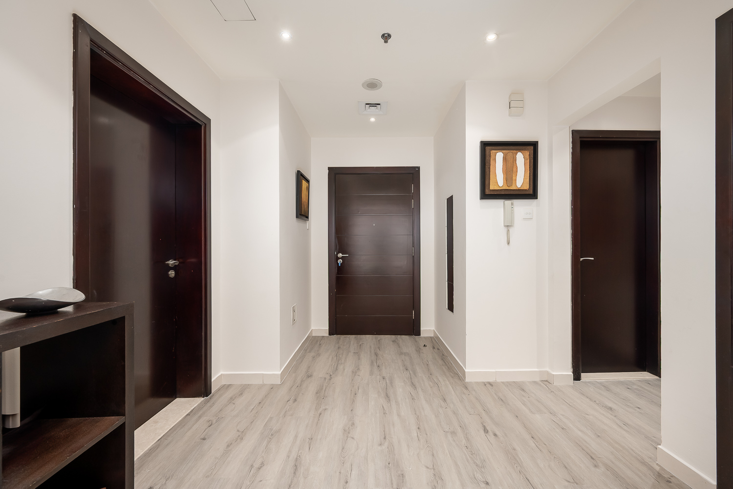 2 Bedrooms Apartment in Marina Sail