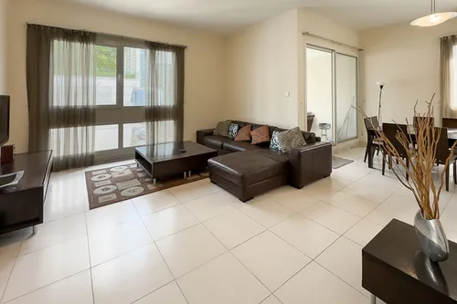 2 Bedrooms Apartment in Marina Sail