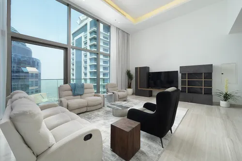 4 Bedrooms Apartment in Jumeirah Living Marina Gate