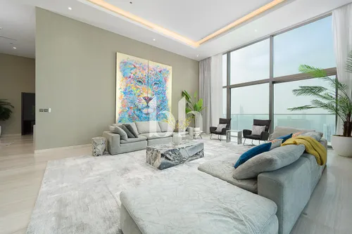 Luxury | Penthouse | Vacant Now